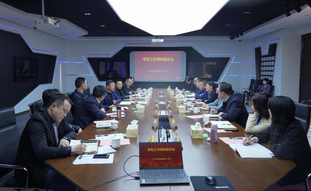 说明: //www.jincomic.net/__local/1/DC/83/8867CC0F18037448A4A30555EED_8890A83A_14145.jpg