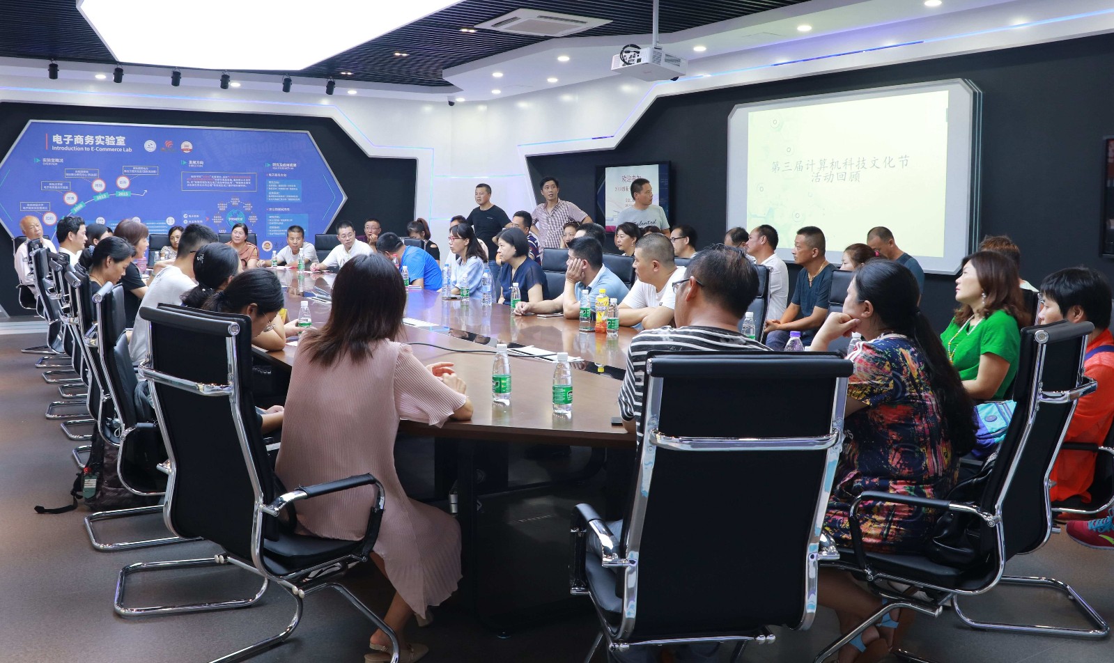 1536129989606016302.jpg 1536129989606016302.jpg